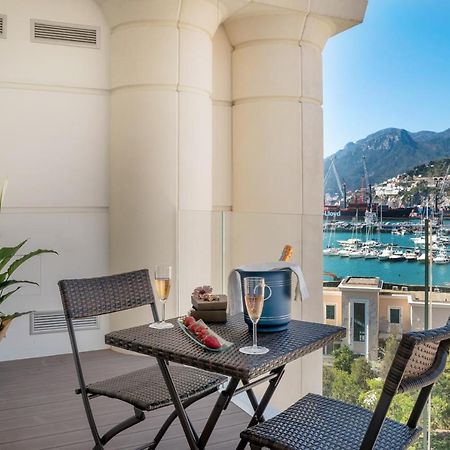 Bed and Breakfast Crescent Moon Salerno Esterno foto