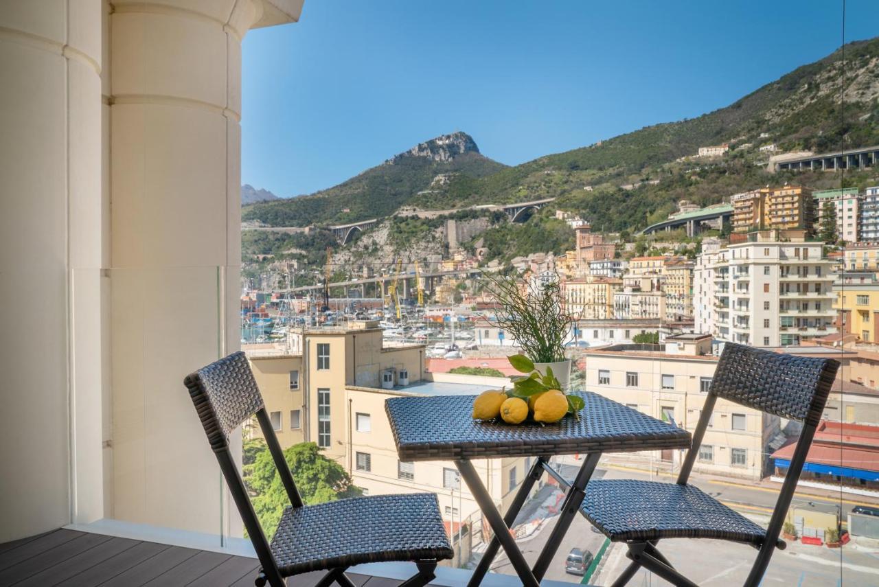 Bed and Breakfast Crescent Moon Salerno Esterno foto