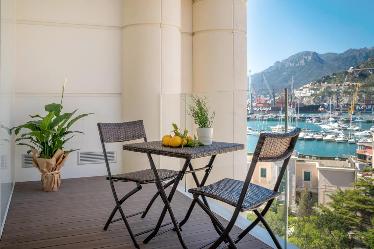 Bed and Breakfast Crescent Moon Salerno Esterno foto