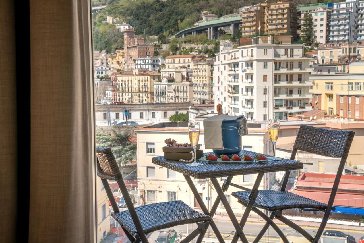 Bed and Breakfast Crescent Moon Salerno Esterno foto