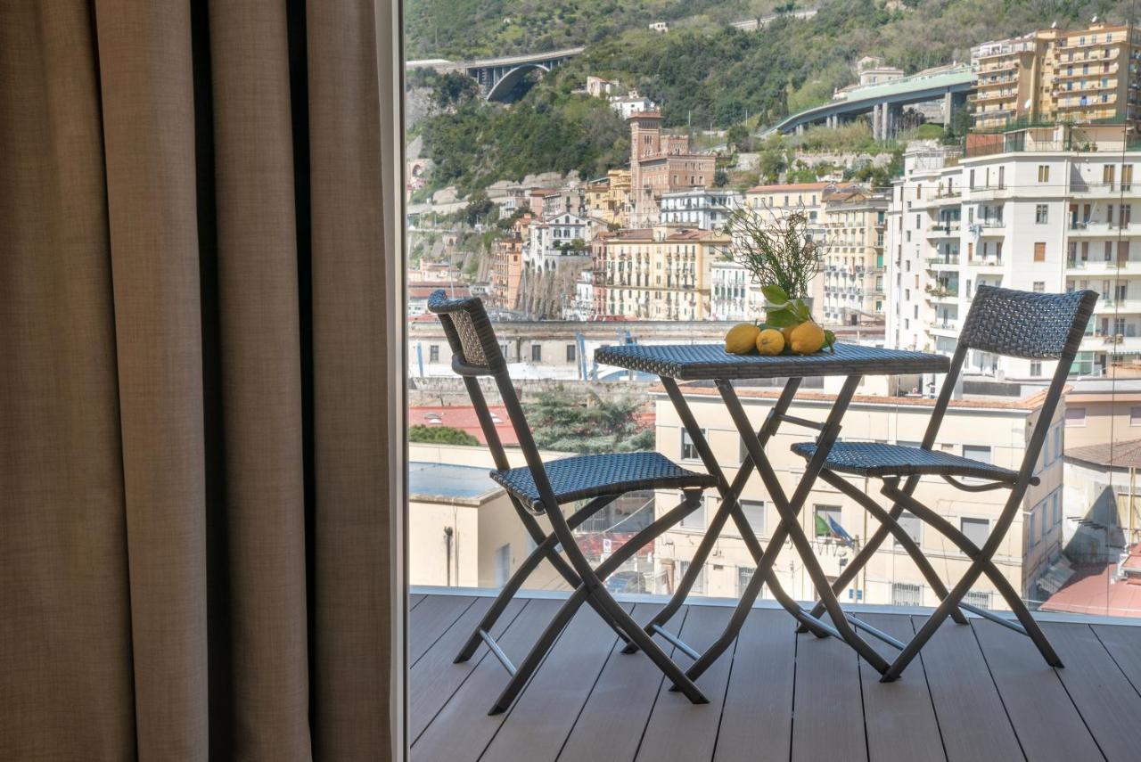 Bed and Breakfast Crescent Moon Salerno Esterno foto